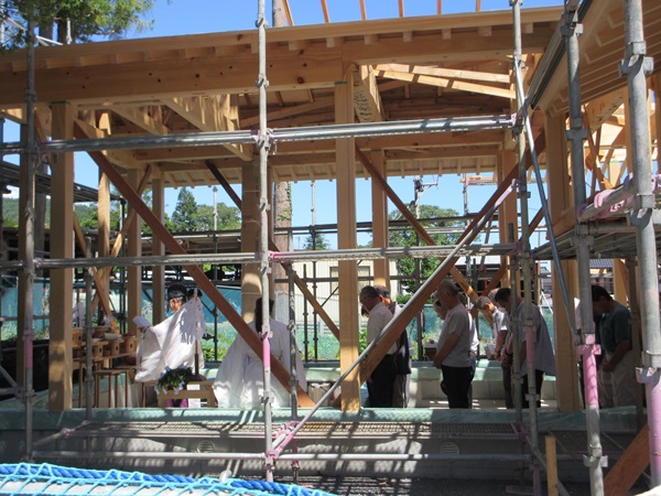 大池諏訪神社上棟祭②.JPG